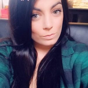 Meet your Posher, Whitney